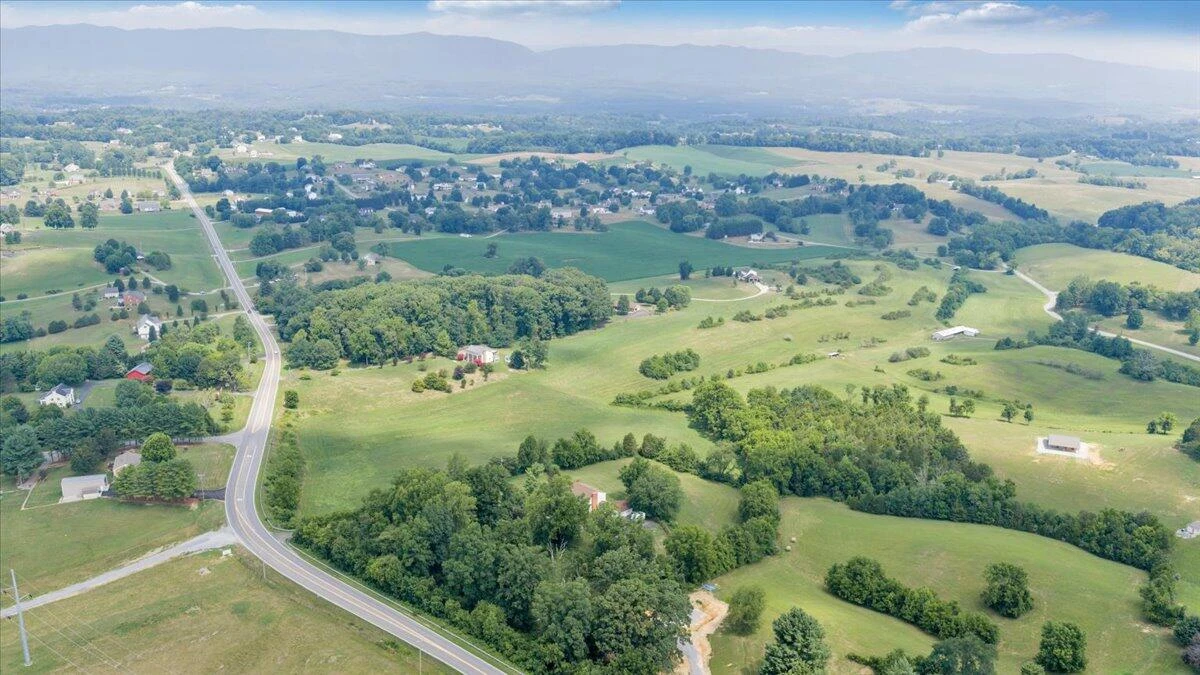 452 Country Club RD - Photo 72