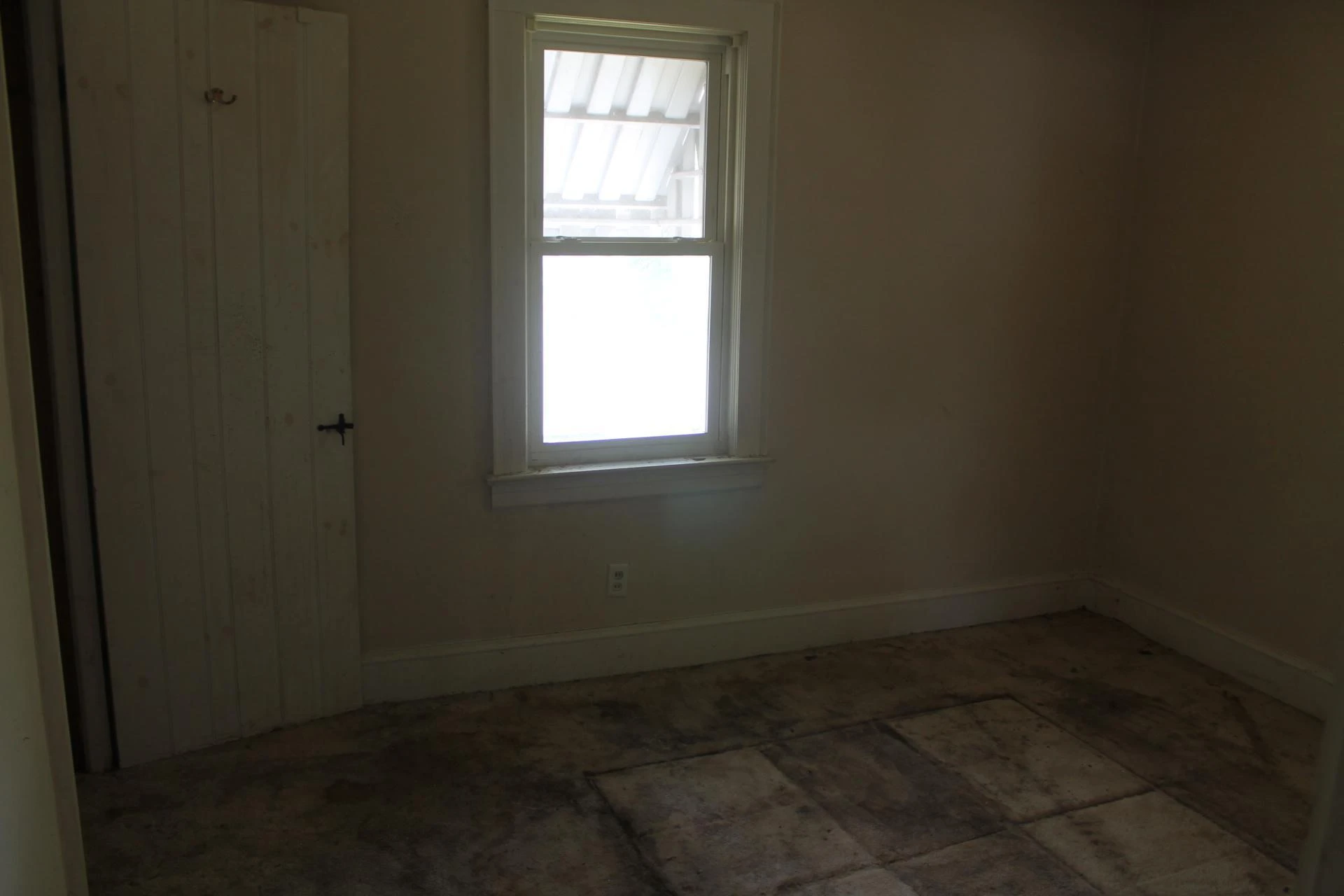 1024 Woodrow AVE SE - Photo 14