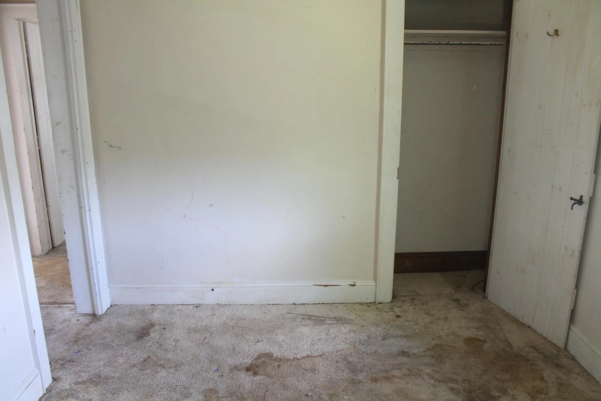 1024 Woodrow AVE SE - Photo 15