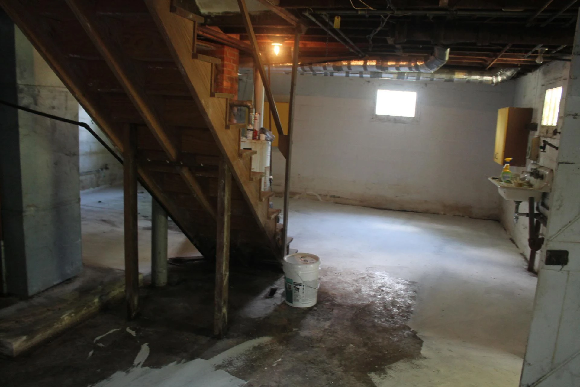 1024 Woodrow AVE SE - Photo 21