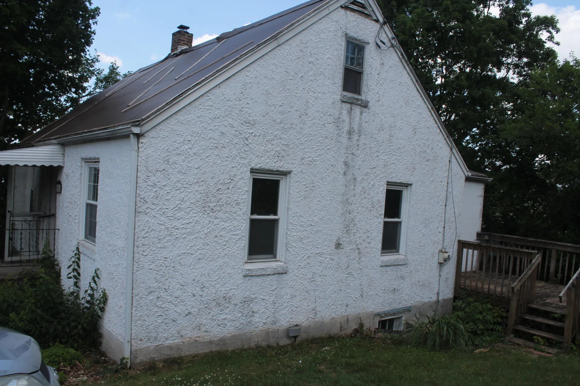 1024 Woodrow AVE SE - Photo 3