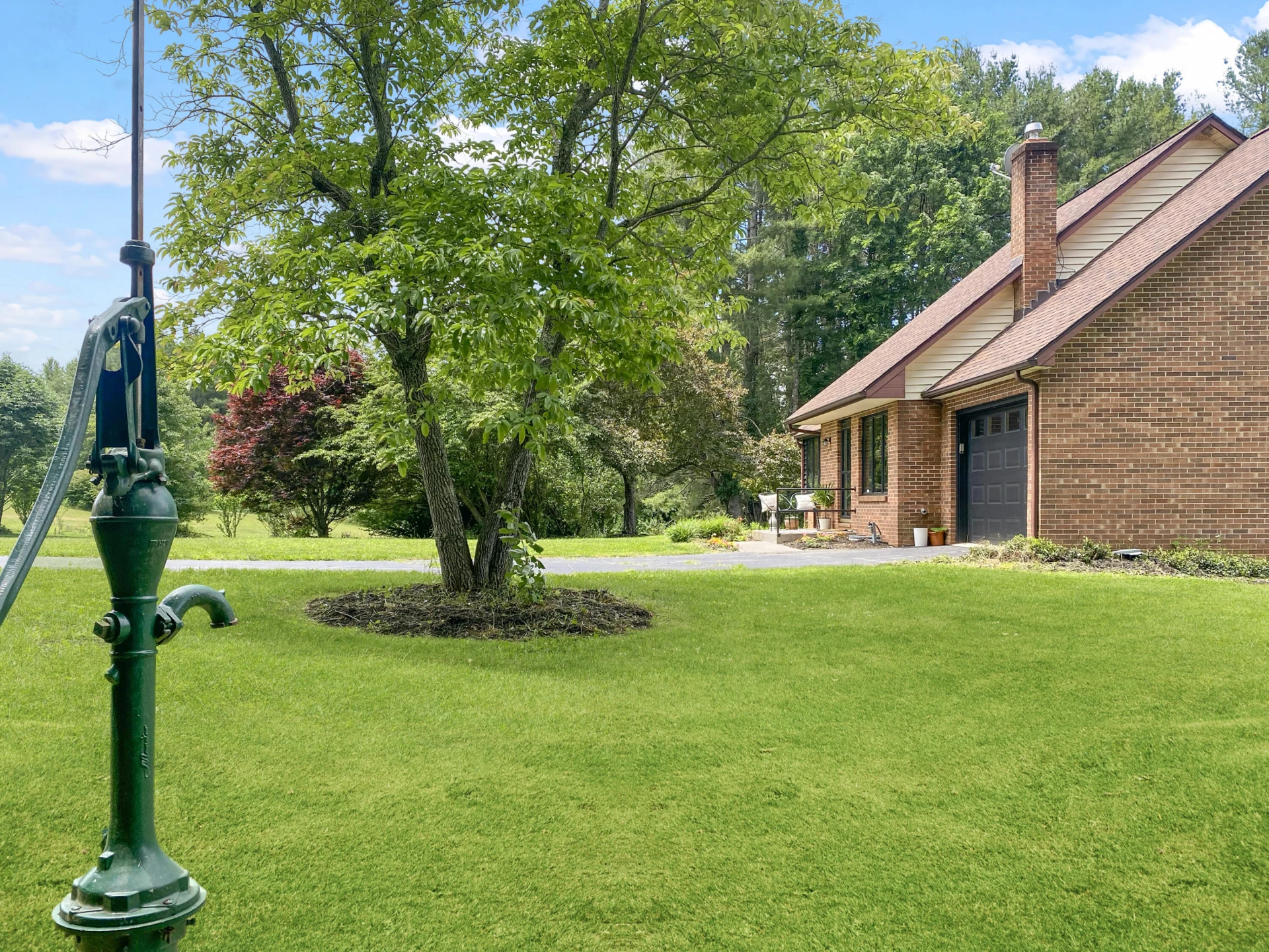 1978 Laurel Creek RD NE - Photo 2
