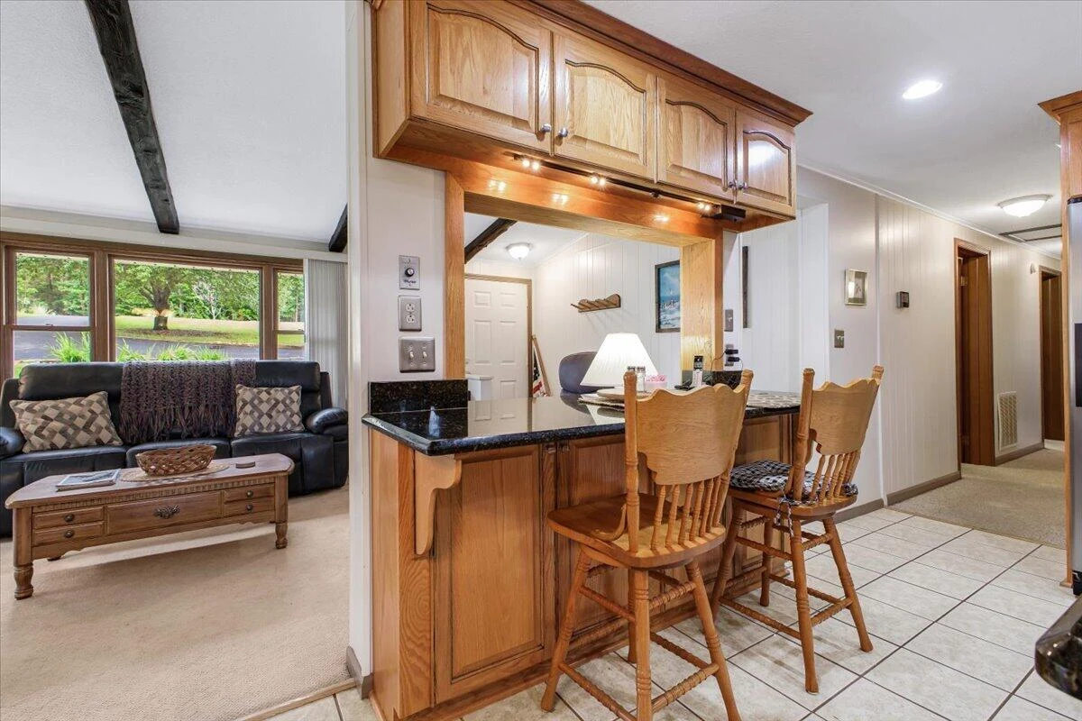 106 Club House DR - Photo 14