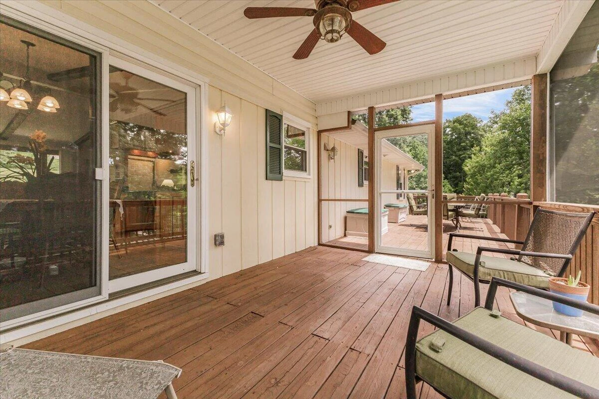 106 Club House DR - Photo 17