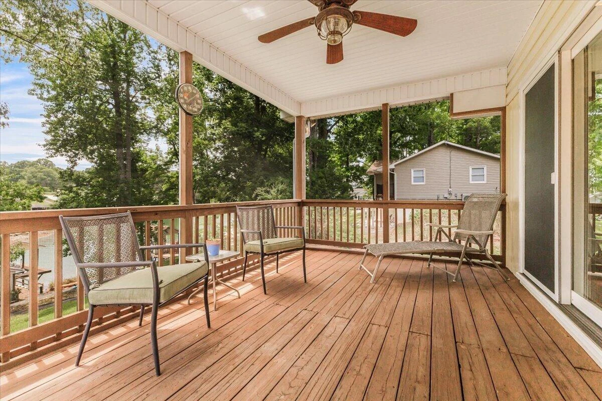 106 Club House DR - Photo 18