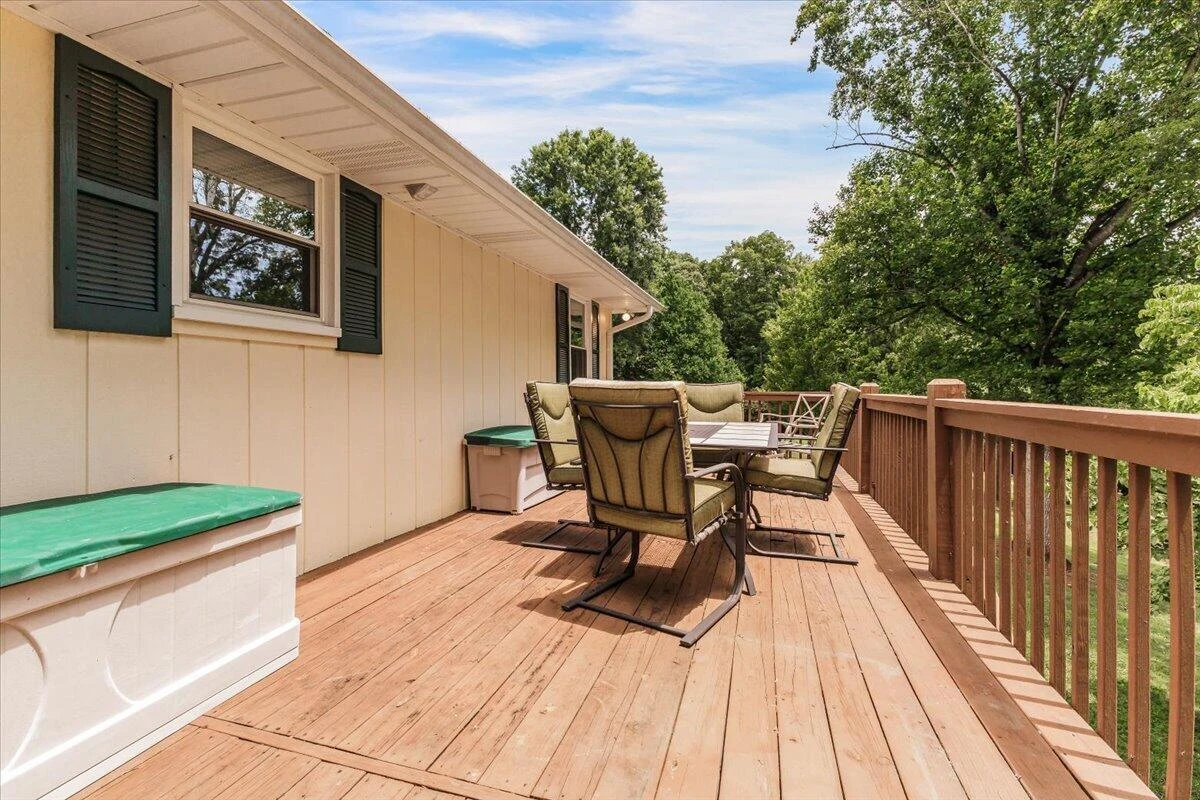 106 Club House DR - Photo 19