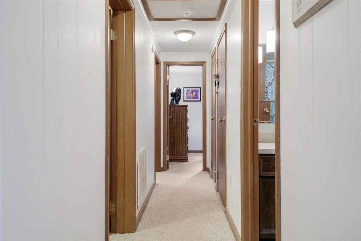 106 Club House DR - Photo 22