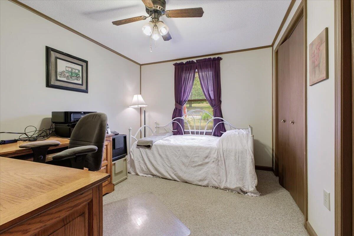106 Club House DR - Photo 23
