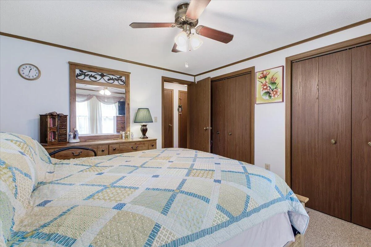 106 Club House DR - Photo 27