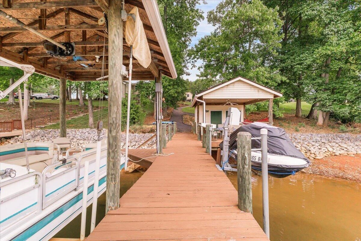 106 Club House DR - Photo 45