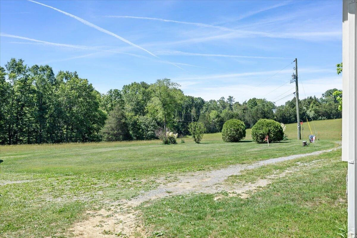252 Maiden LN - Photo 26