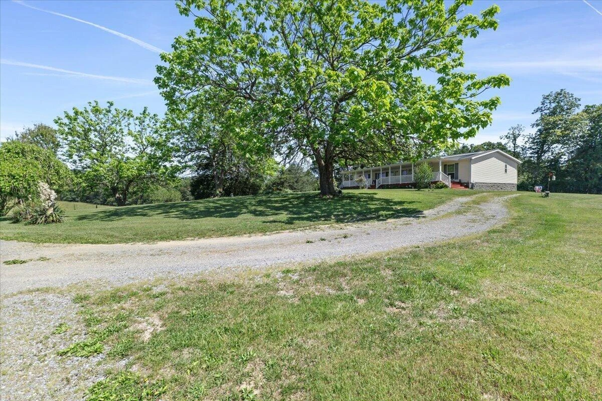 252 Maiden LN - Photo 27