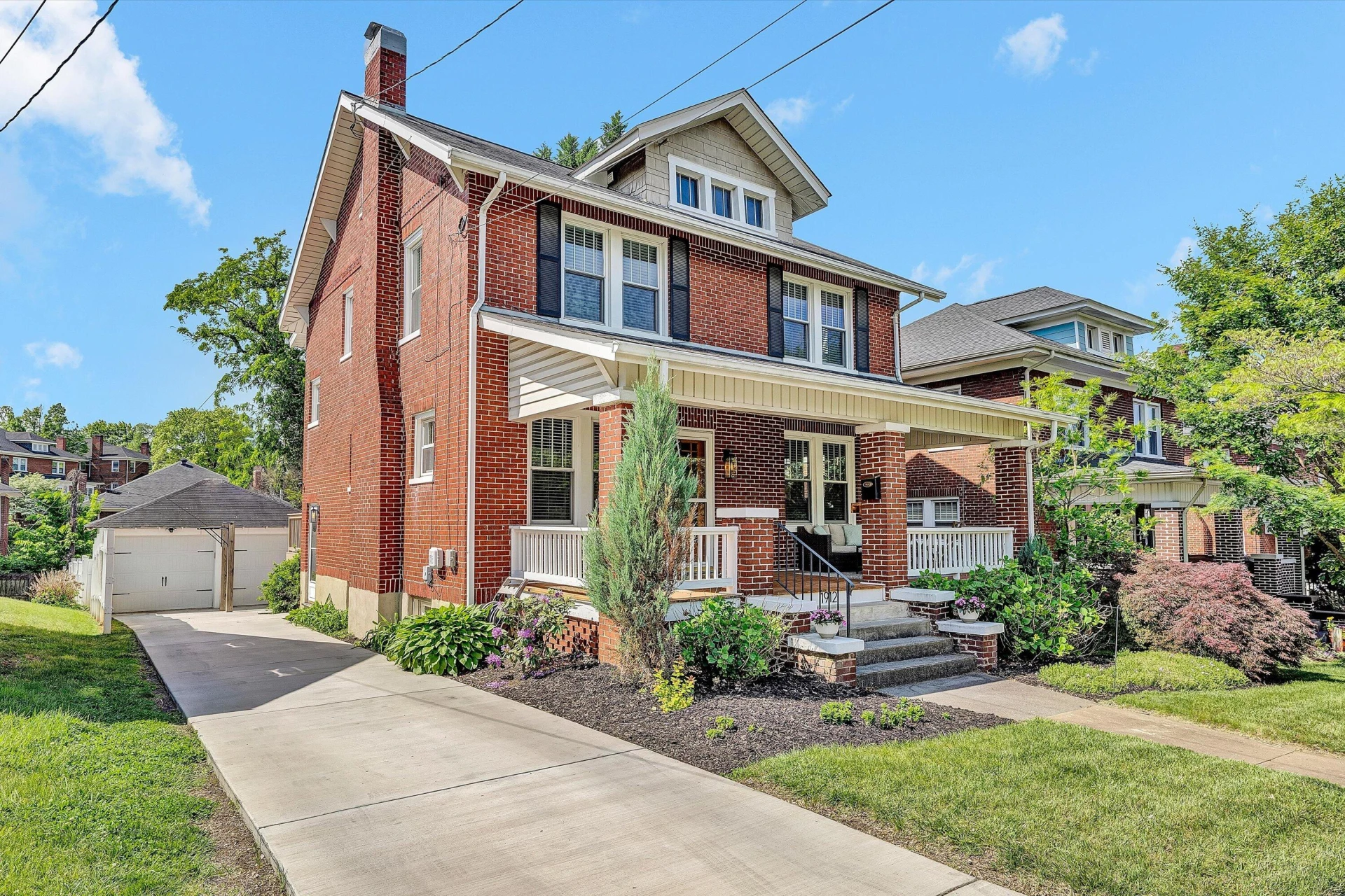 1912 Bluemont AVE SW - Photo 3