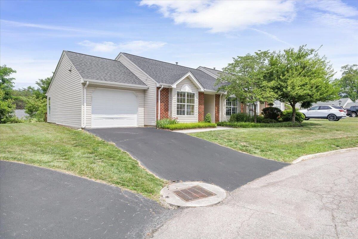 6965 Black Walnut CT - Photo 2