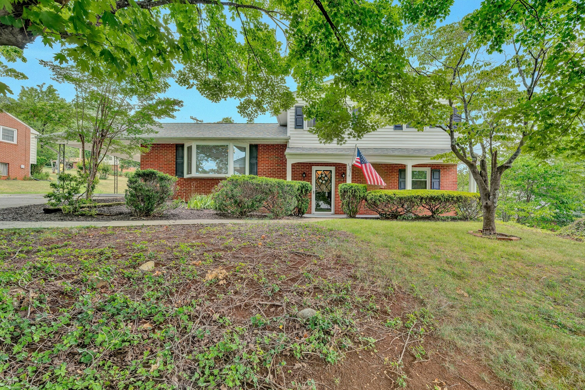 3109 Longhorn RD - Photo 2