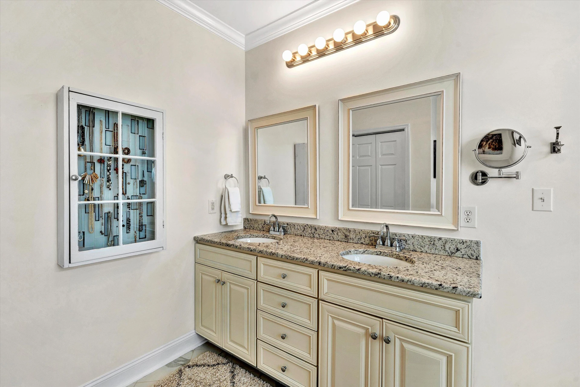 844 Blackwater Hills DR - Photo 34