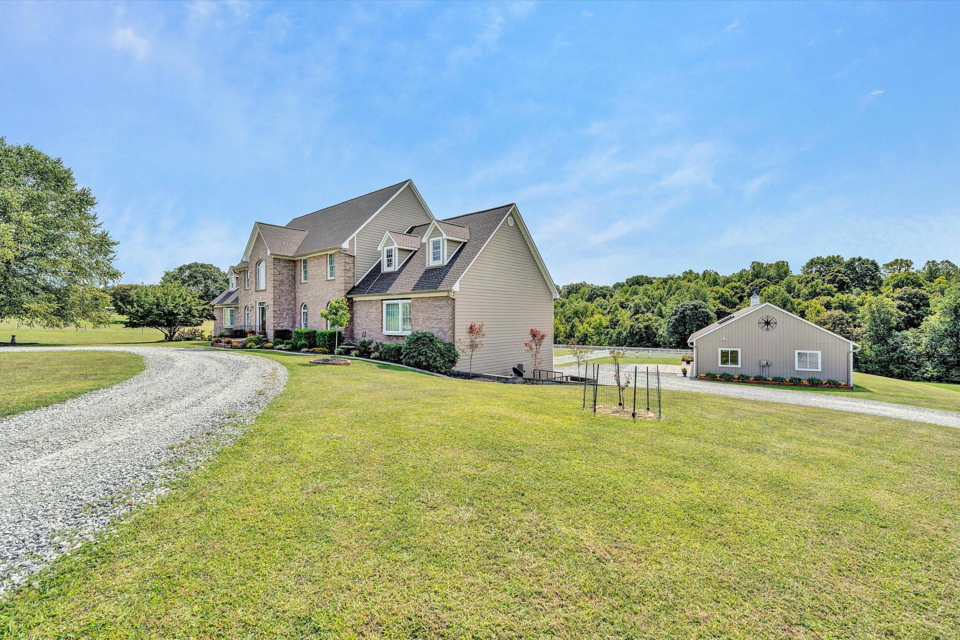 844 Blackwater Hills DR - Photo 70