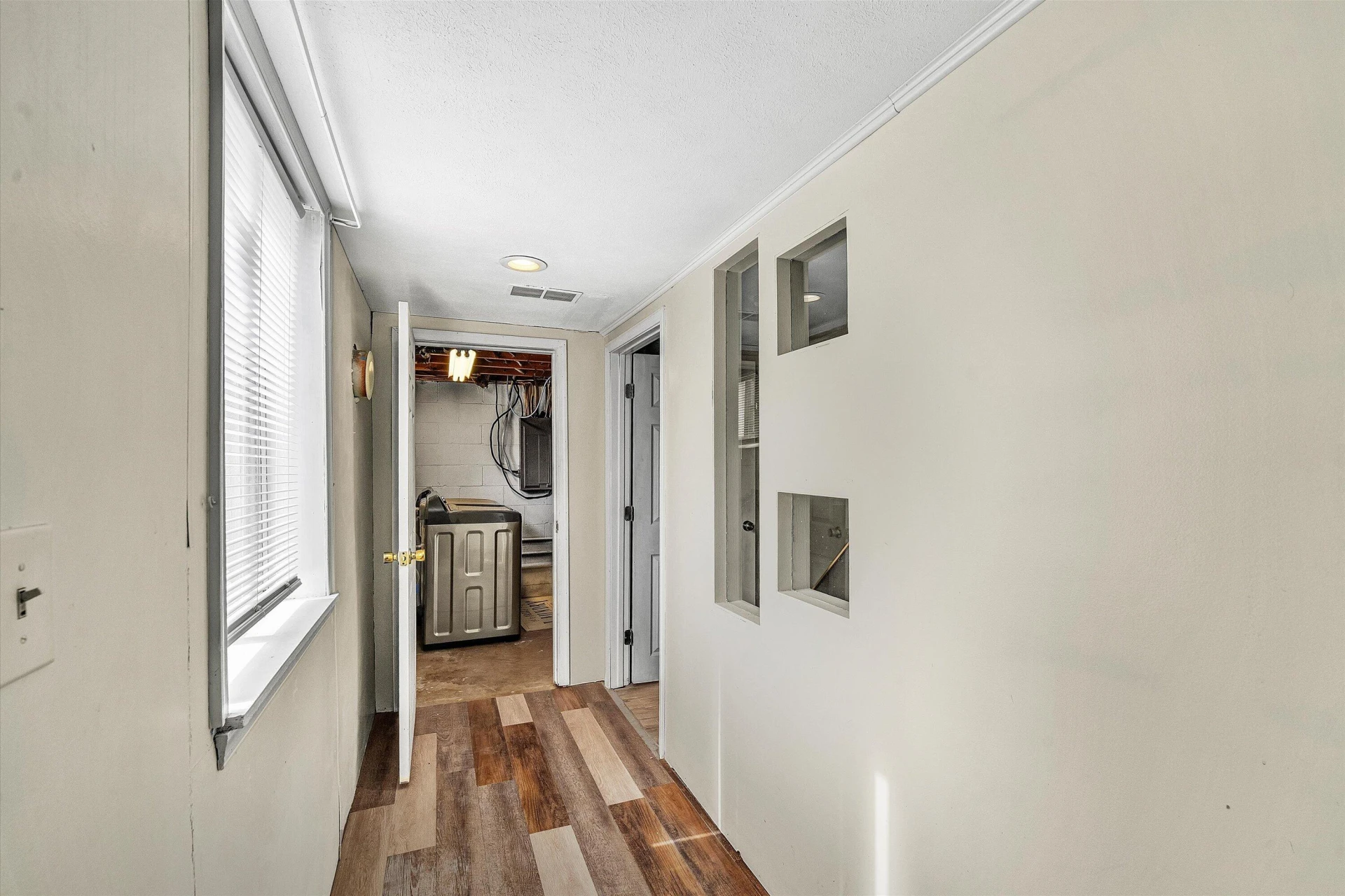 1123 Roundtree DR - Photo 21