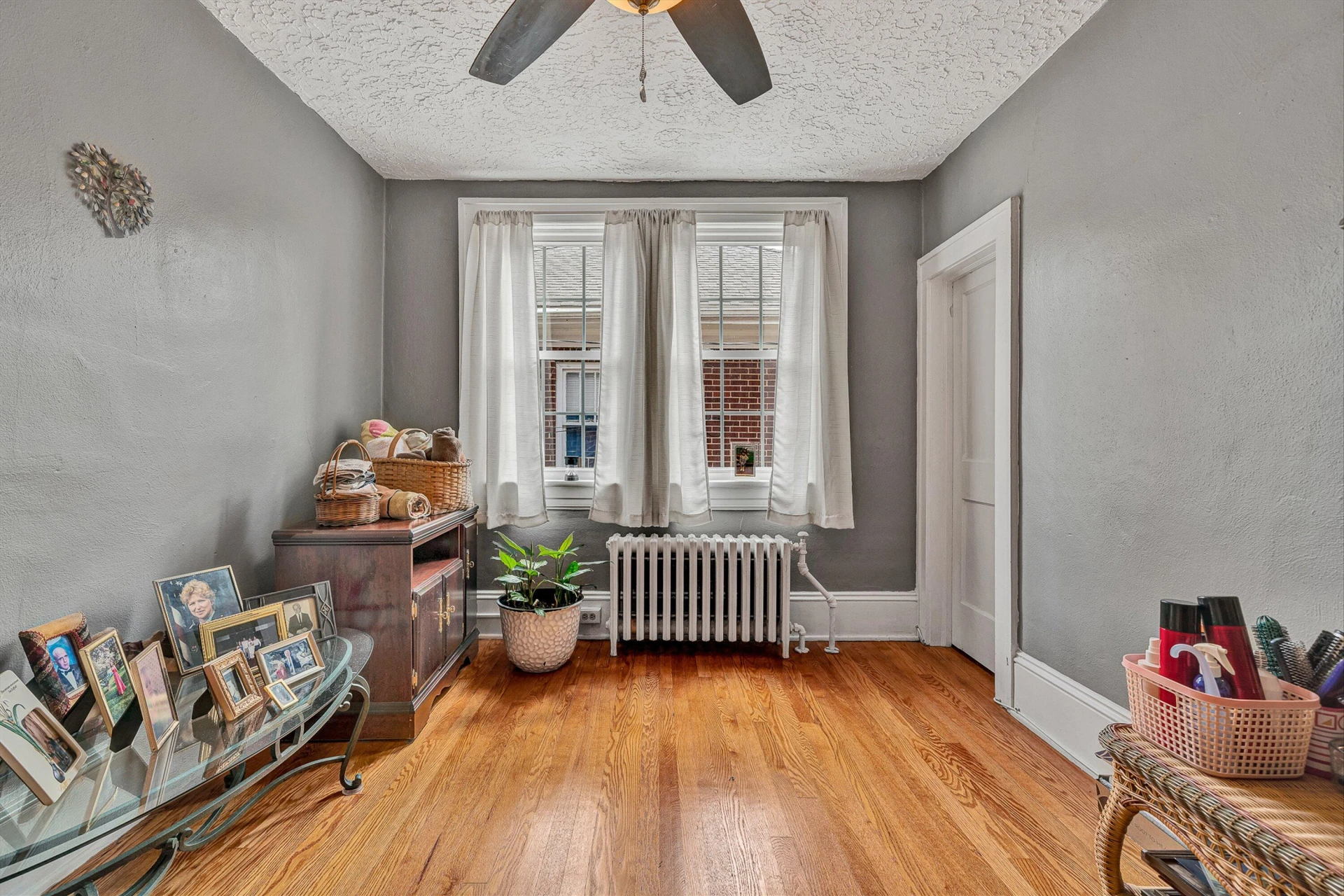 2710 Hillcrest AVE NW - Photo 20