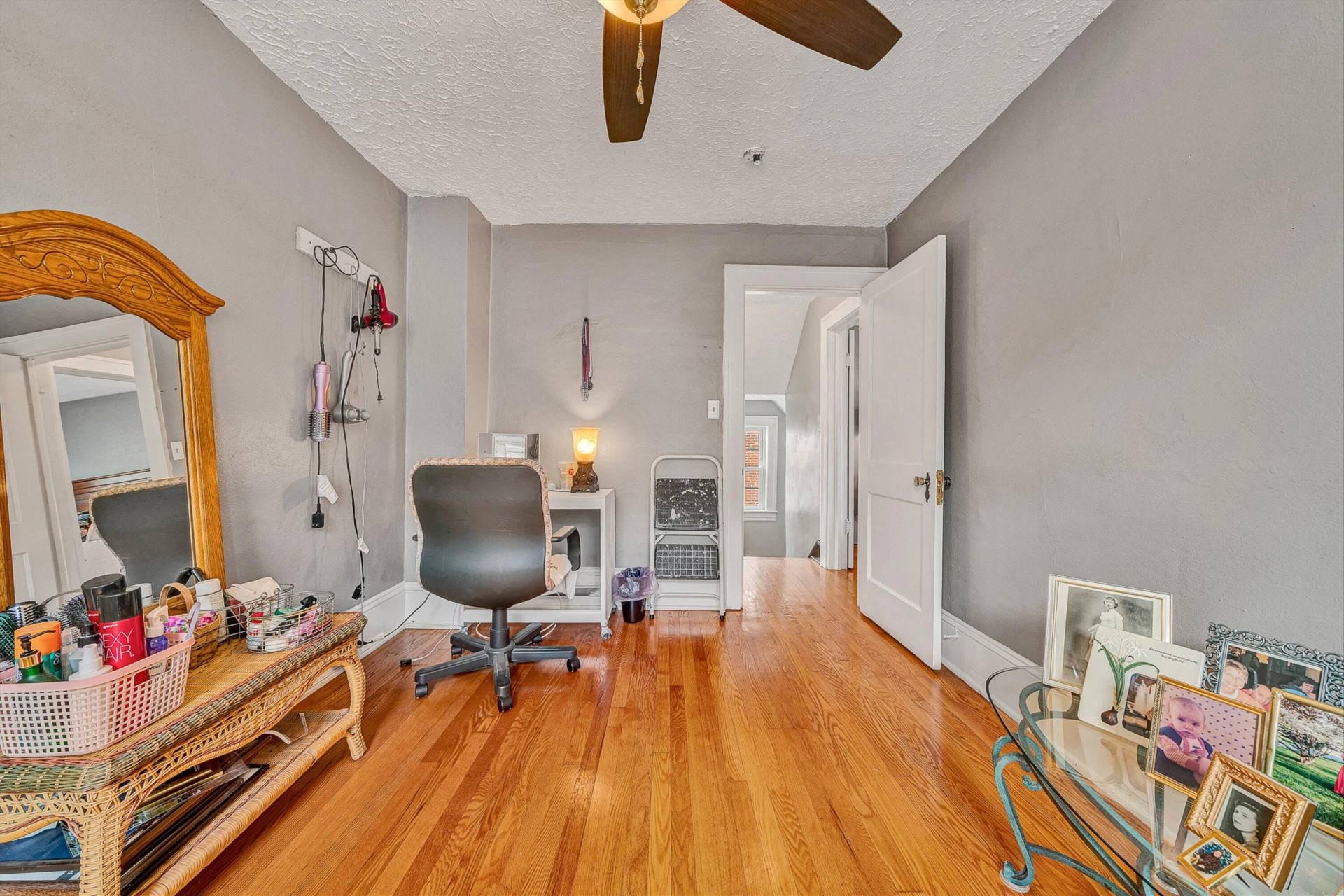 2710 Hillcrest AVE NW - Photo 21