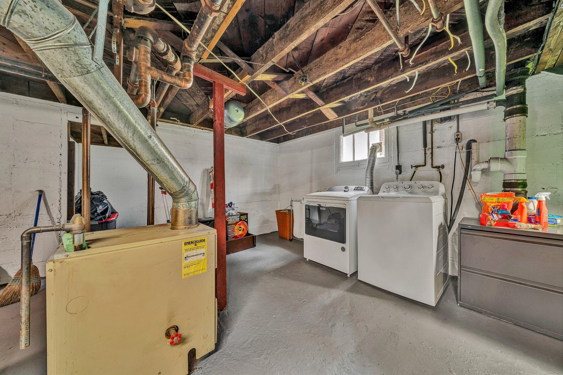 2710 Hillcrest AVE NW - Photo 28