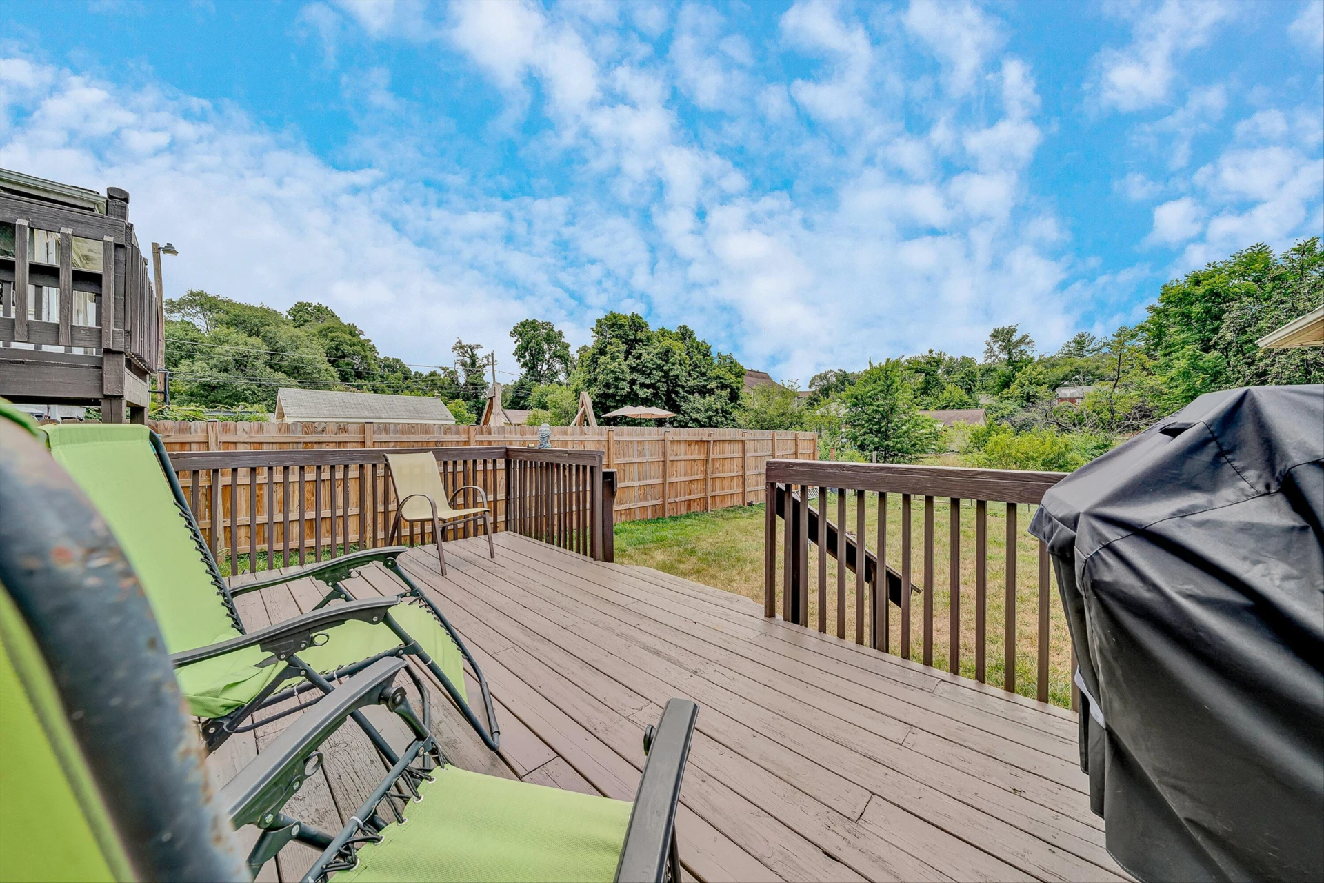 2710 Hillcrest AVE NW - Photo 30