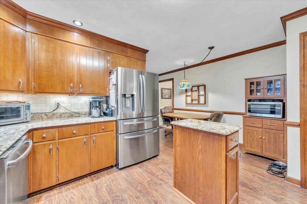 3336 Clara AVE SW - Photo 12