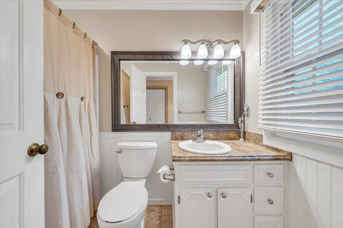 3336 Clara AVE SW - Photo 32