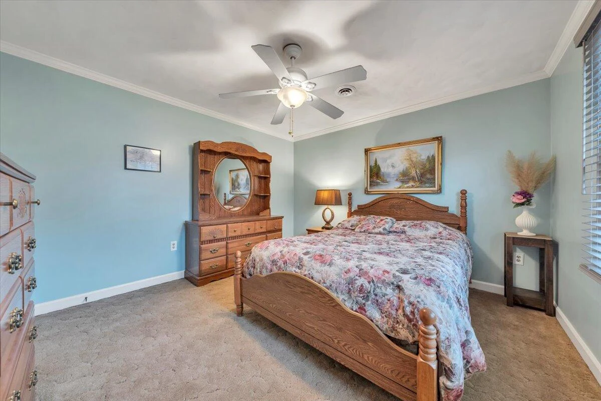 3336 Clara AVE SW - Photo 36