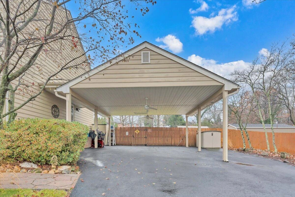 3336 Clara AVE SW - Photo 66