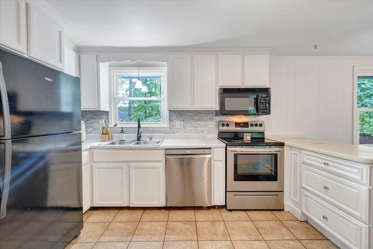 792 Highland Lake RD - Photo 12