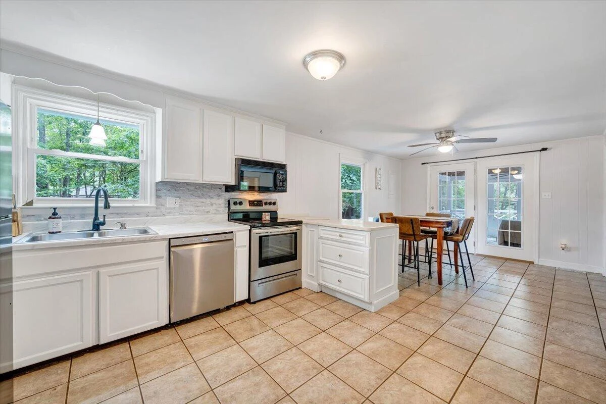 792 Highland Lake RD - Photo 13