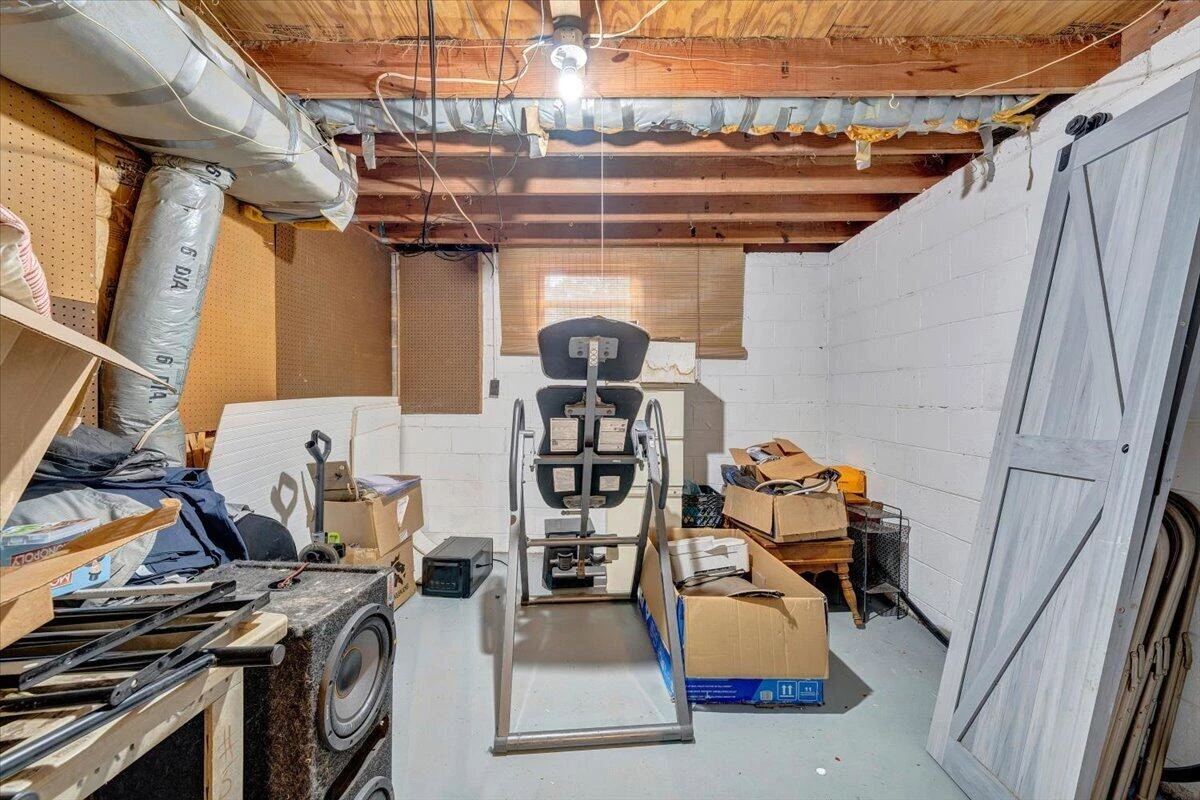 792 Highland Lake RD - Photo 33