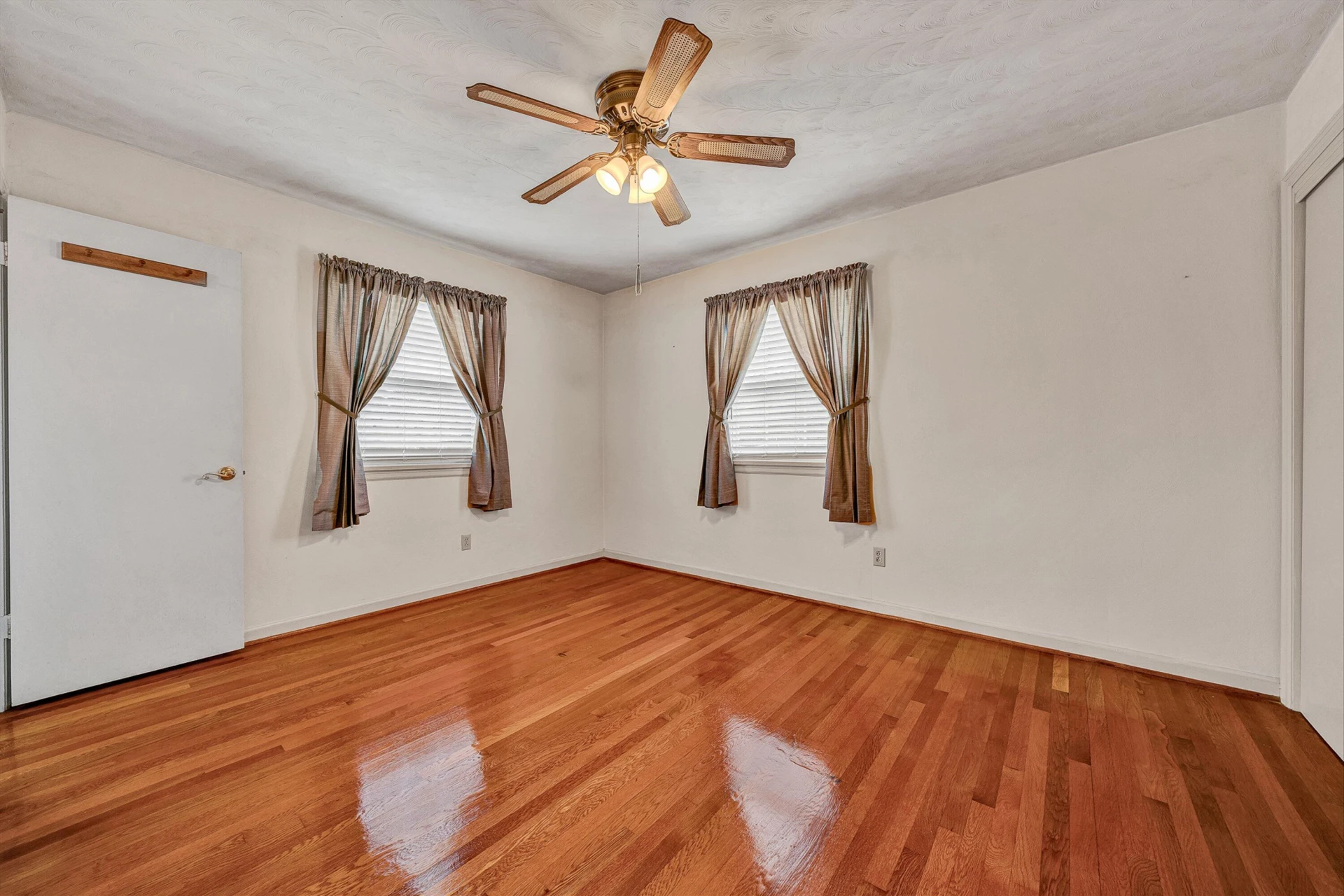 7633 Deer Branch RD - Photo 21