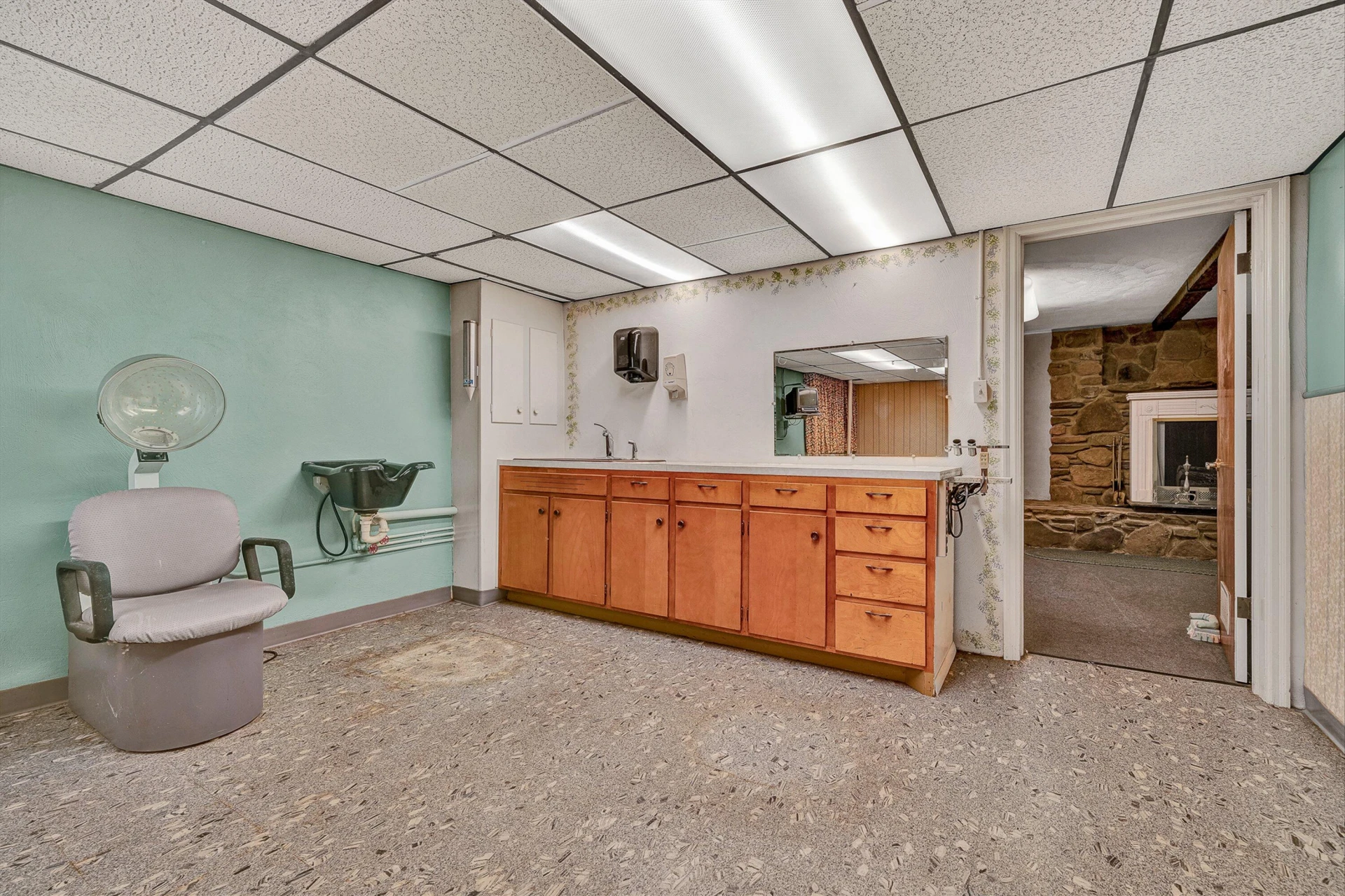 7633 Deer Branch RD - Photo 28