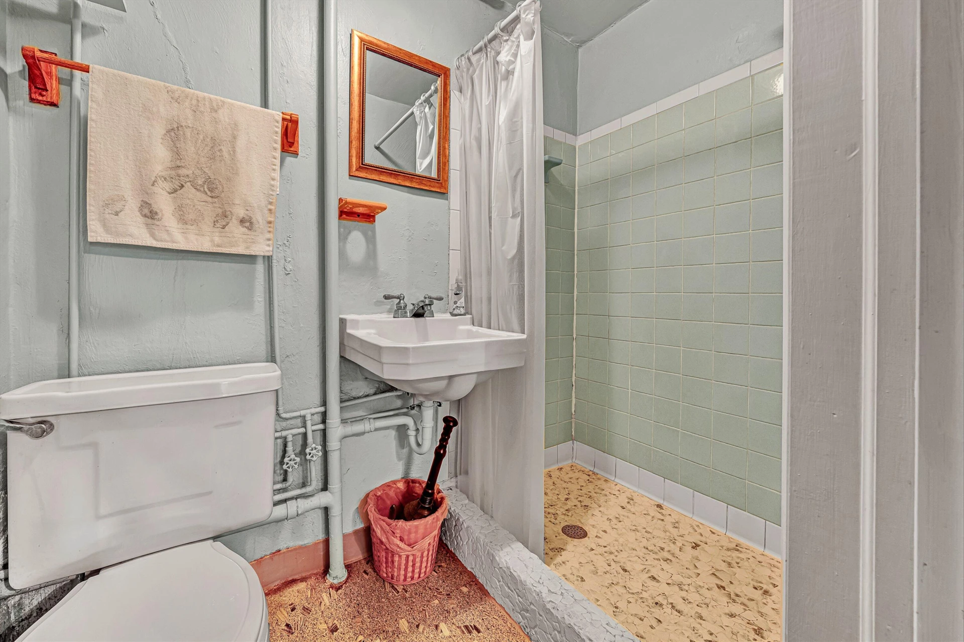 7633 Deer Branch RD - Photo 33