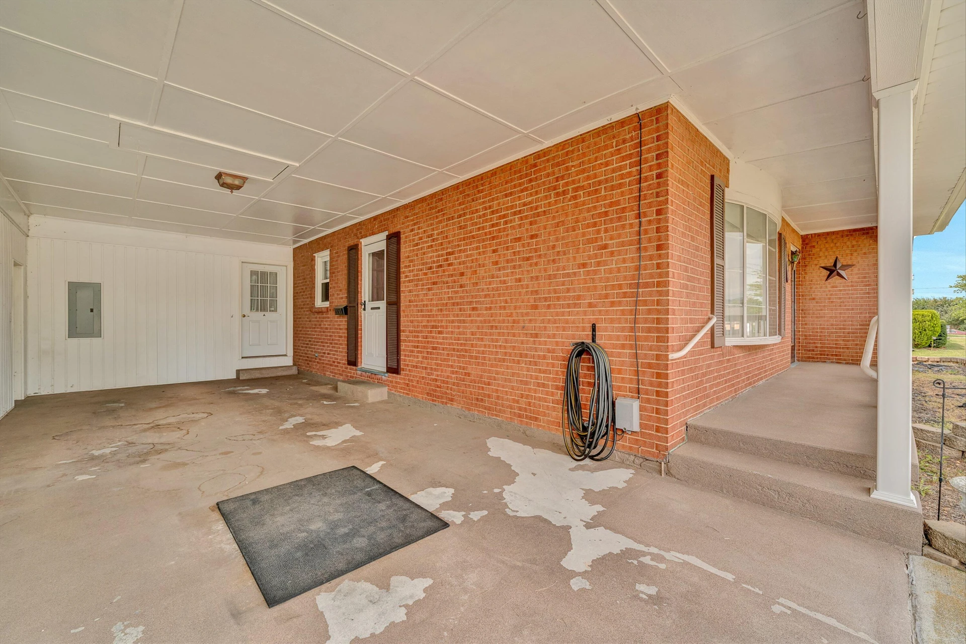 7633 Deer Branch RD - Photo 35