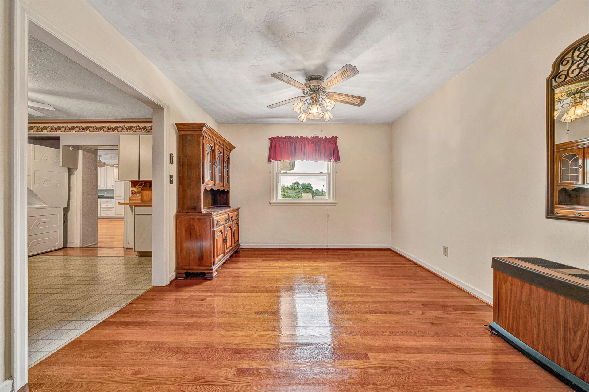 7633 Deer Branch RD - Photo 7