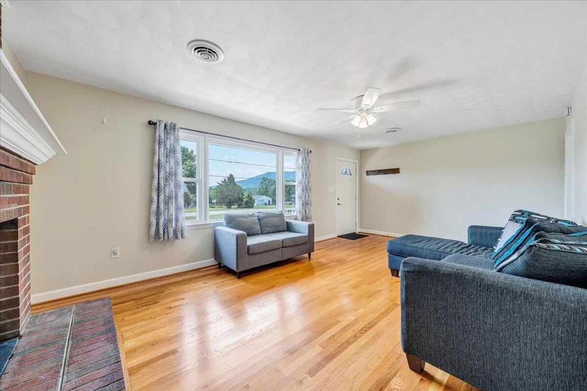 2026 Mayfield DR - Photo 10