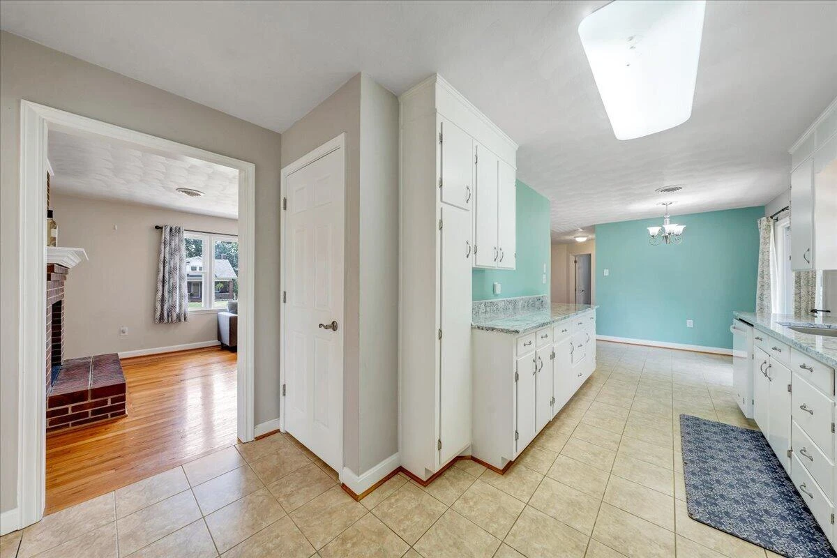 2026 Mayfield DR - Photo 19