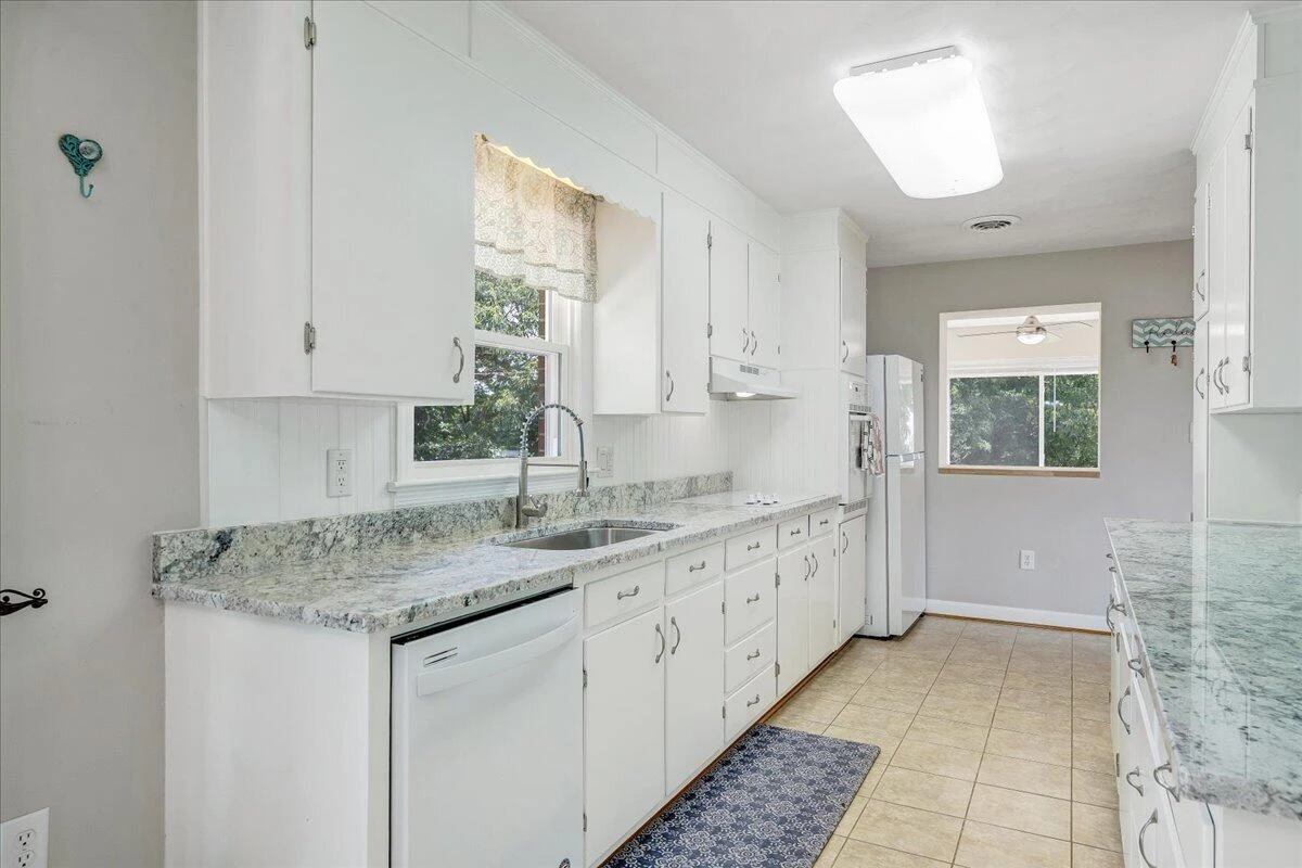 2026 Mayfield DR - Photo 22