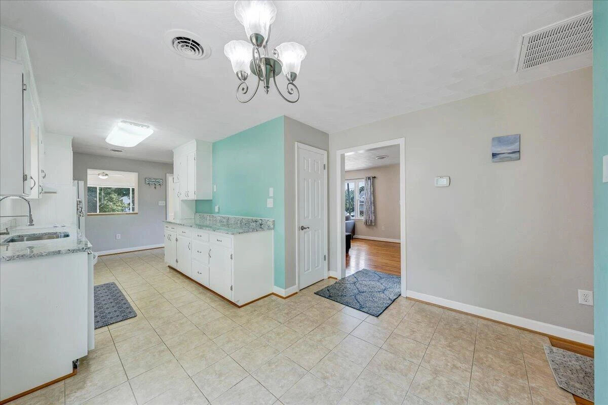 2026 Mayfield DR - Photo 24