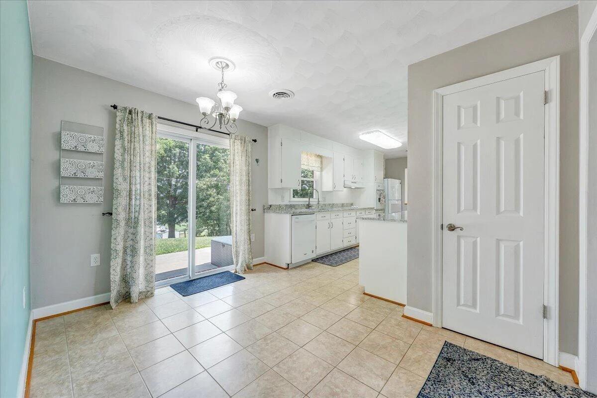 2026 Mayfield DR - Photo 25
