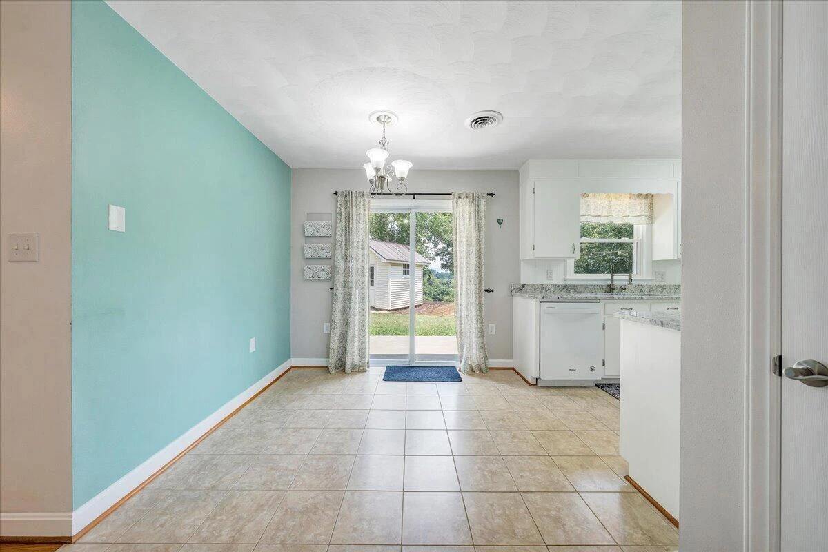 2026 Mayfield DR - Photo 26