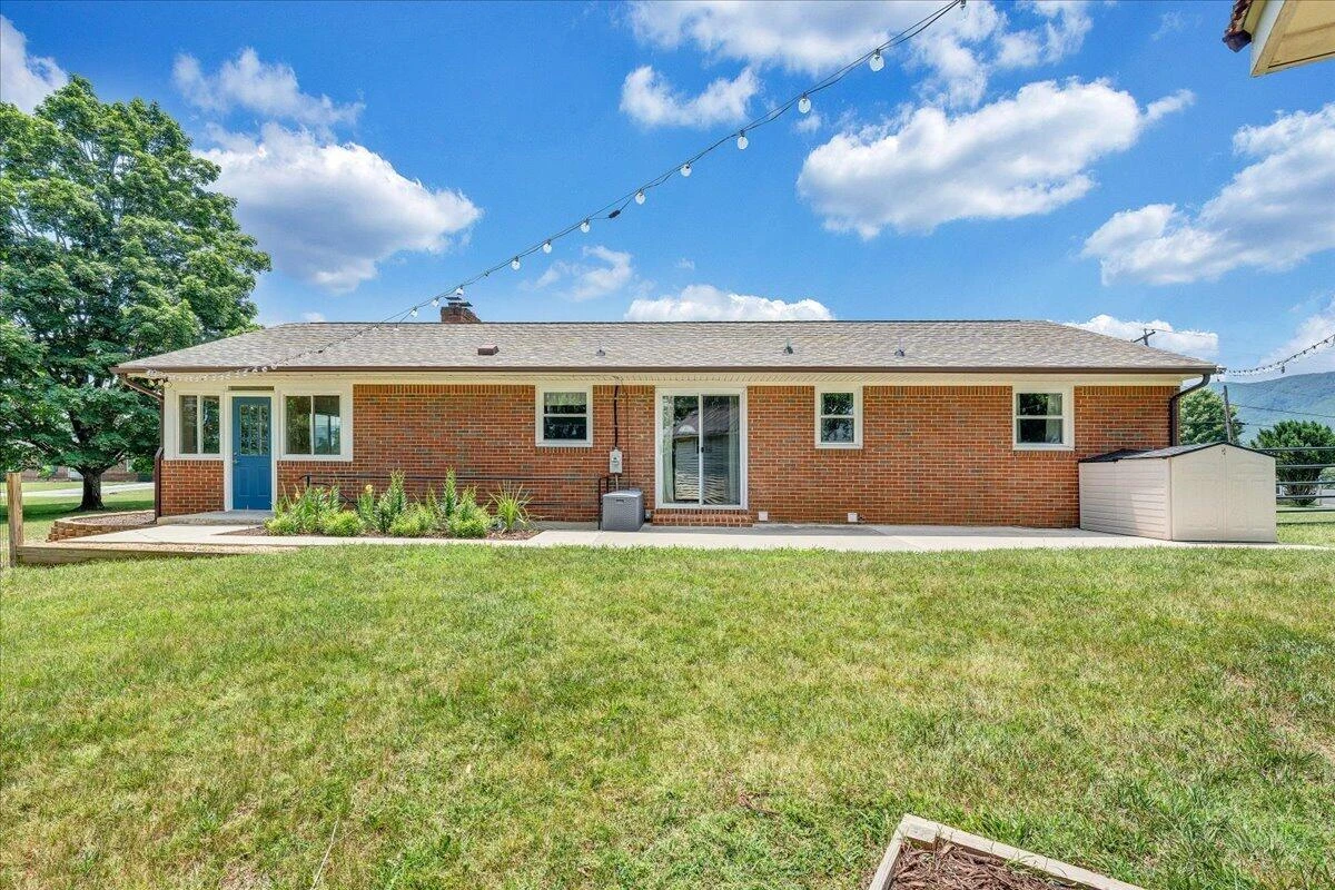 2026 Mayfield DR - Photo 4