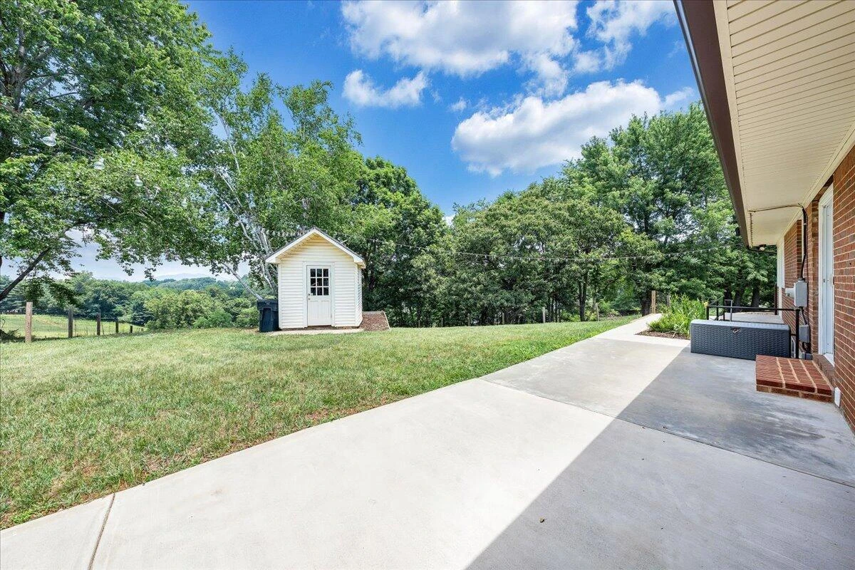 2026 Mayfield DR - Photo 53