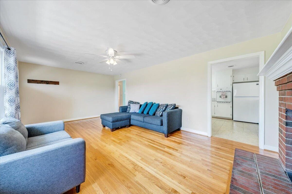 2026 Mayfield DR - Photo 9