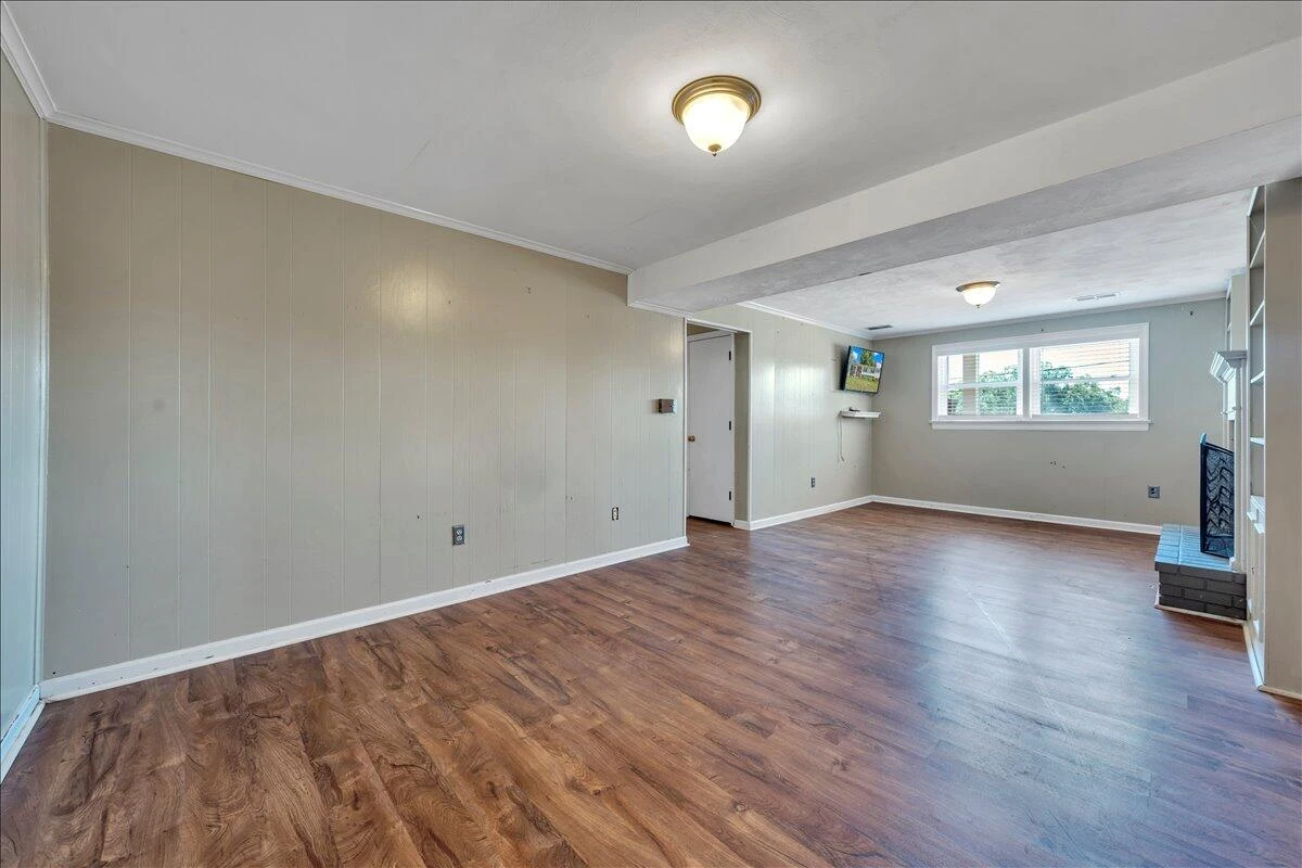 866 Peyton ST - Photo 19