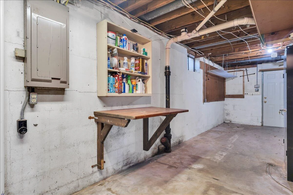 866 Peyton ST - Photo 24