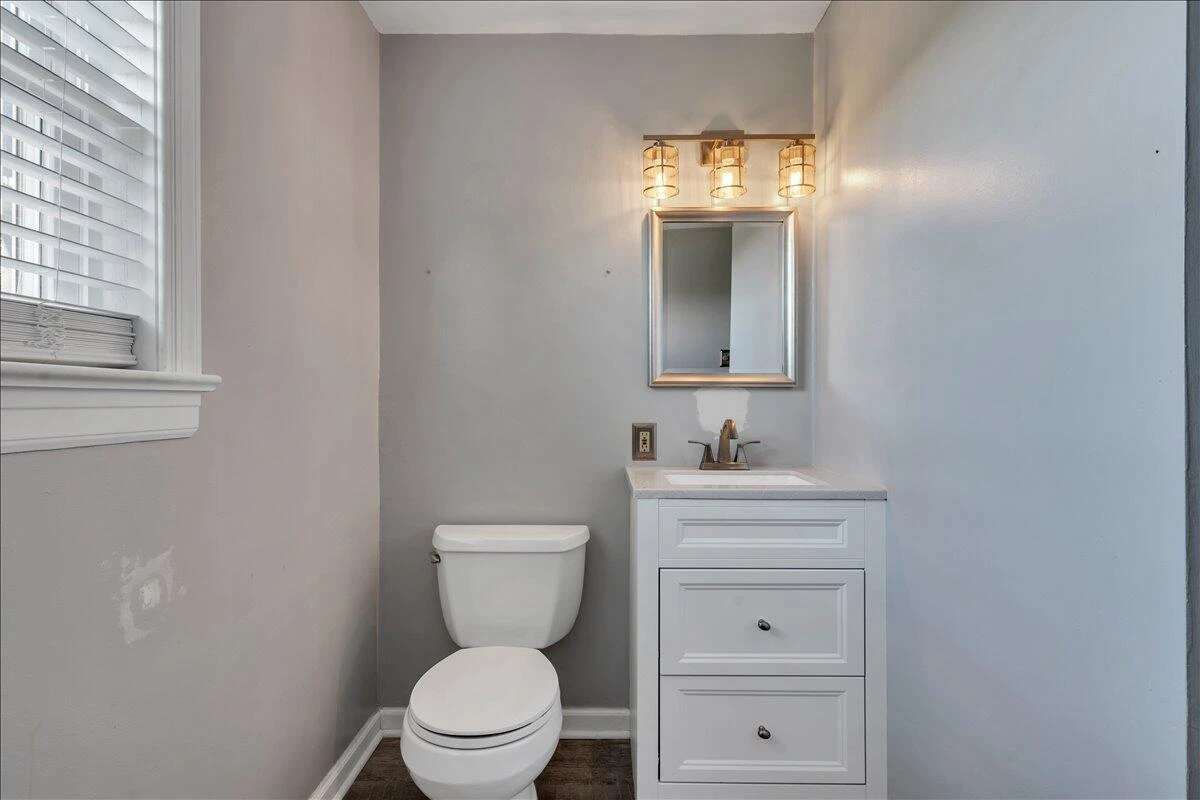 866 Peyton ST - Photo 27